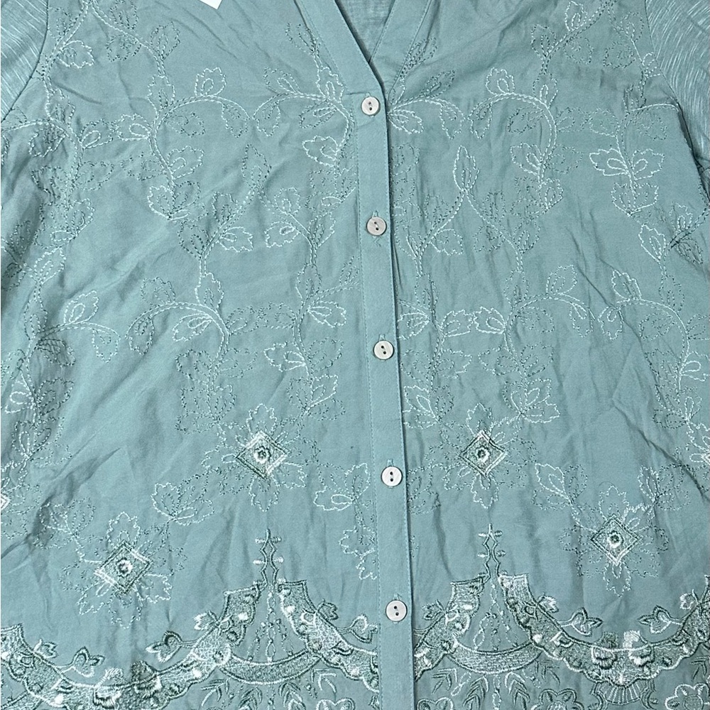 •Sold•  NWT Democracy Elbow Lantern 1/3 Sleeve Embroidered Button Up - Picture 7 of 15